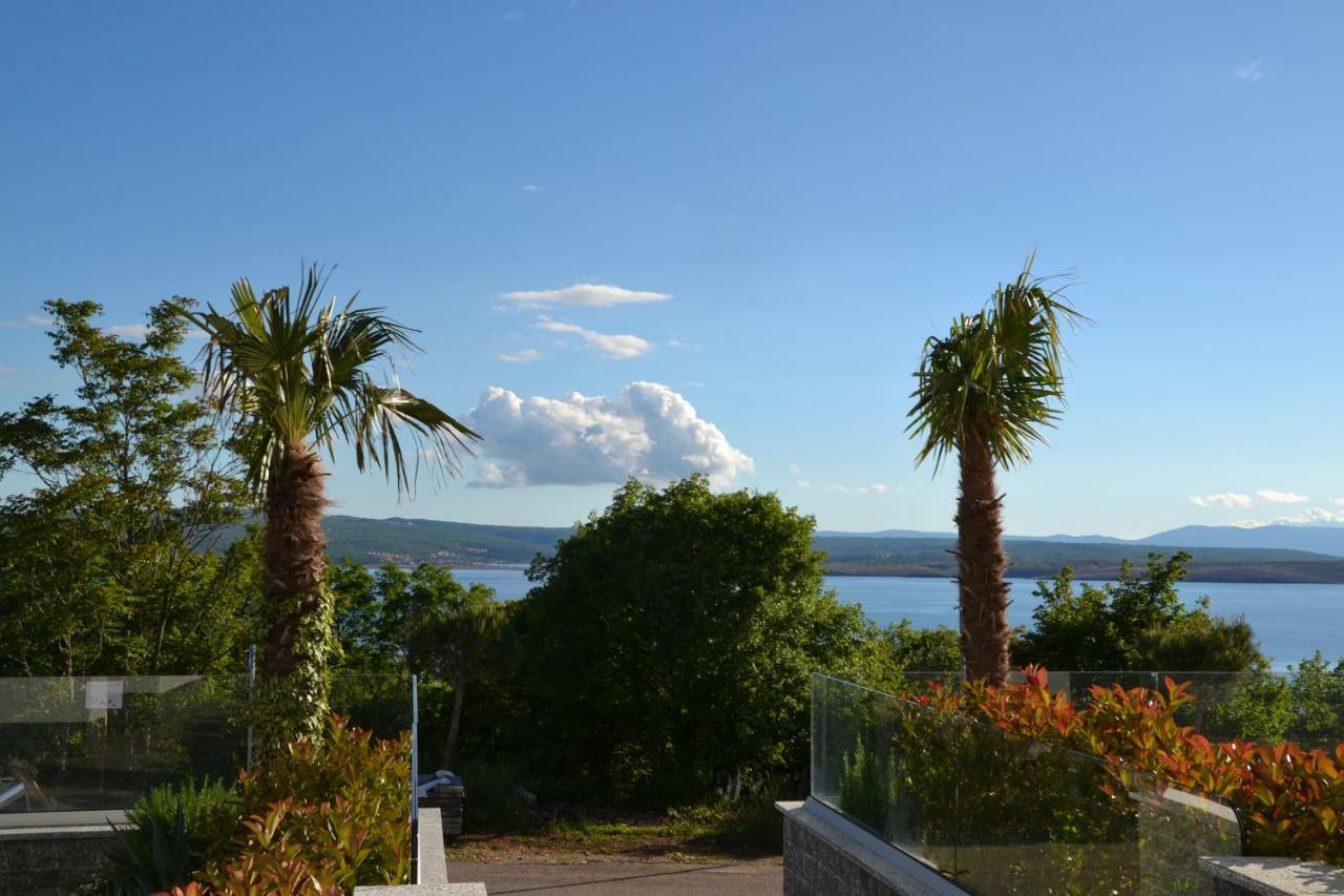 The View Luxury Apartment Dramalj Exterior photo