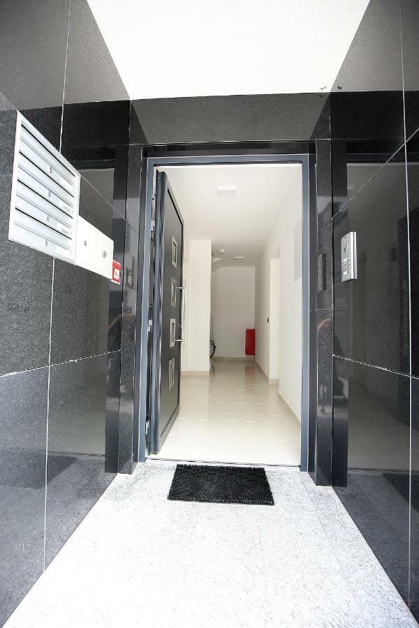 The View Luxury Apartment Dramalj Exterior photo